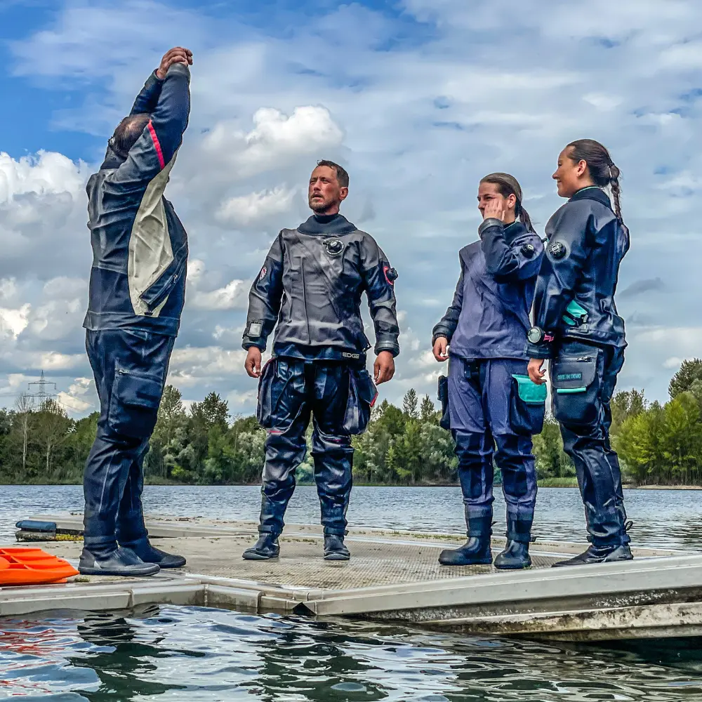 Dealers Here At Reel Diving