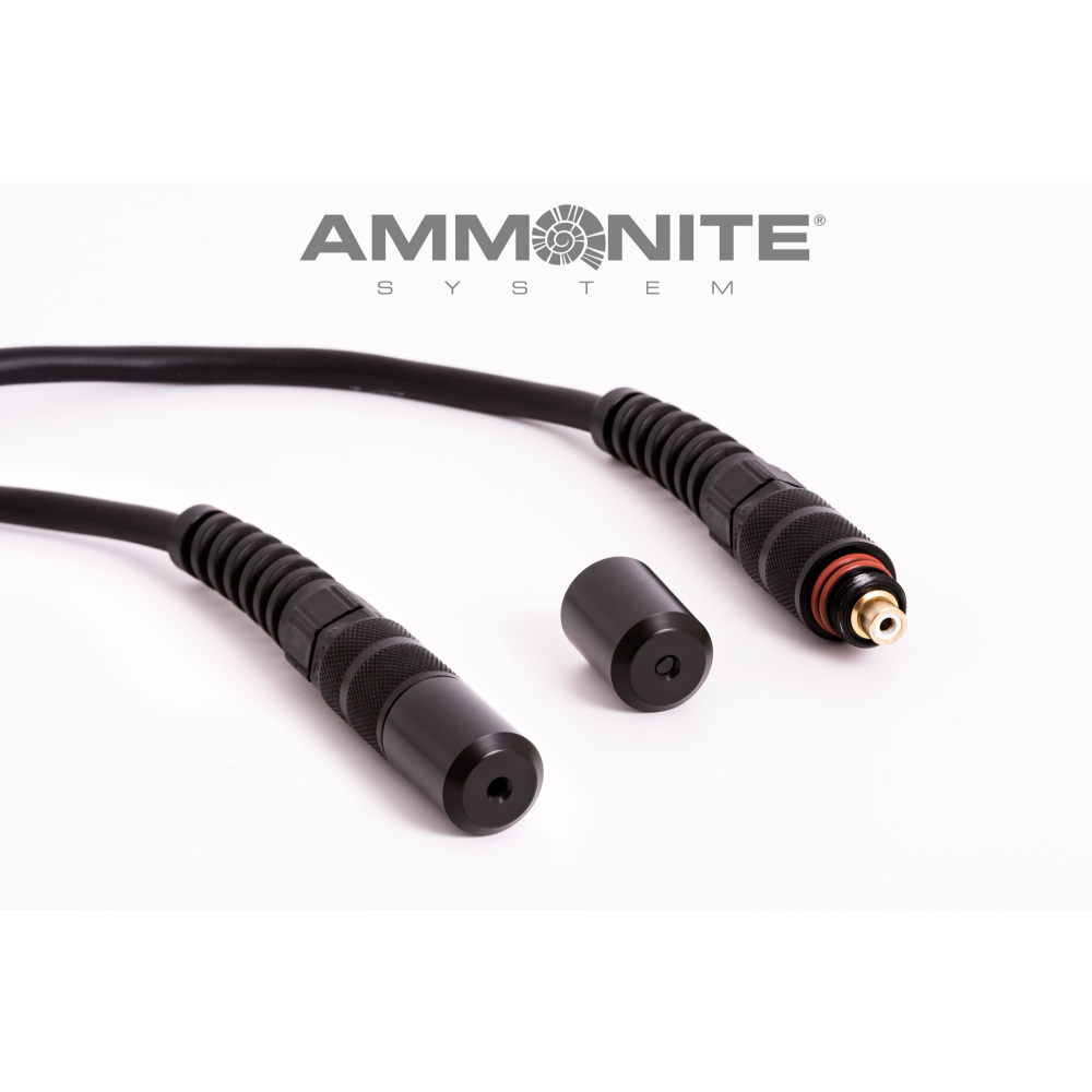 Protective cap for cable plug