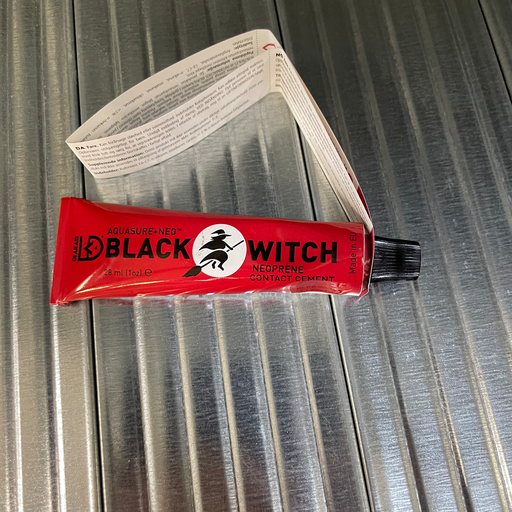 [MCN18-403] Black witch neoprene glue